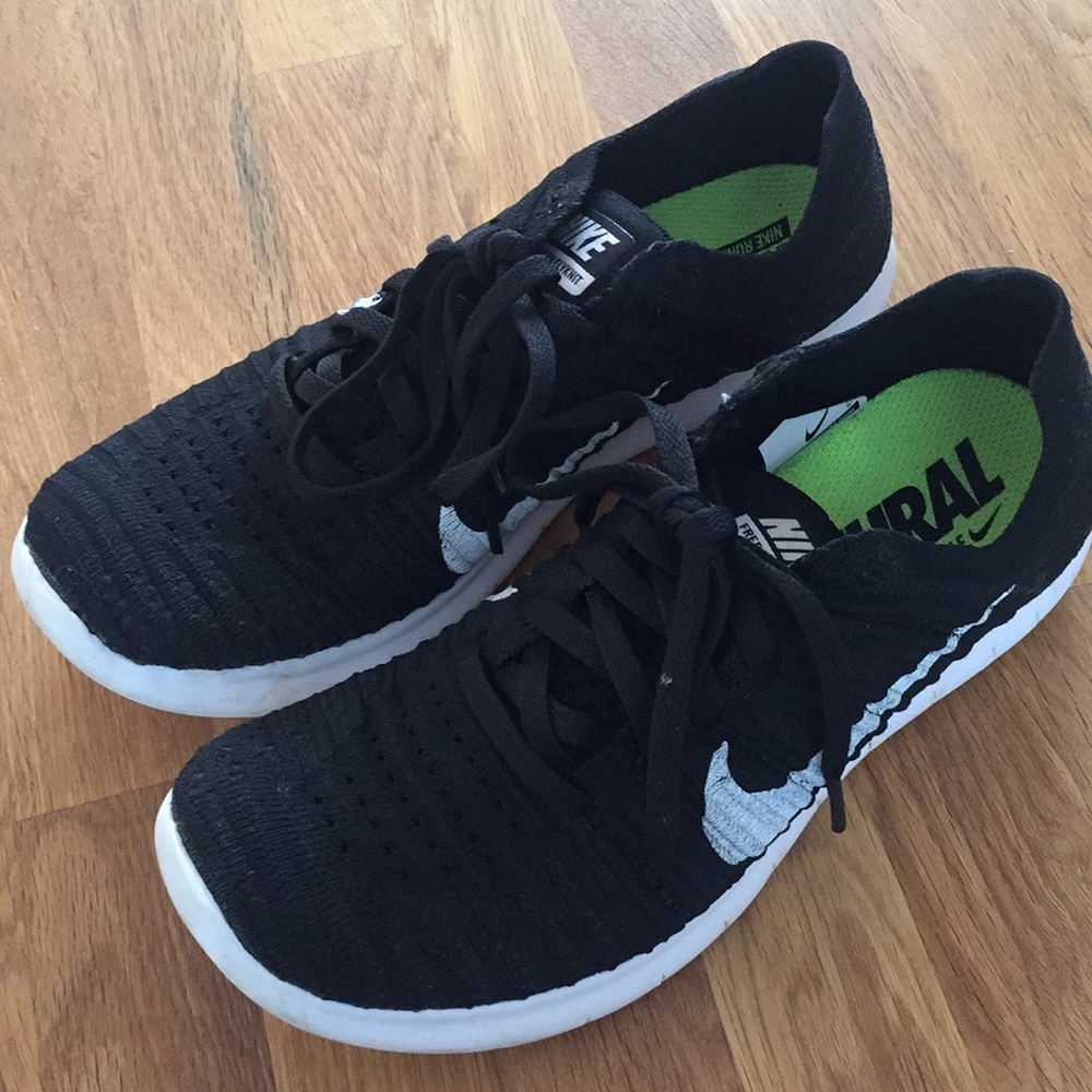 Nike Free RN Flyknit shoe